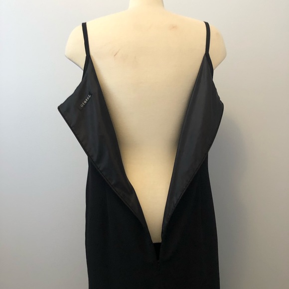 Black sleeveless dress - Picture 3 of 9